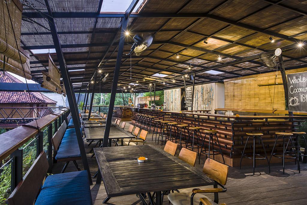 The Shift Hotel Убуд Екстериор снимка