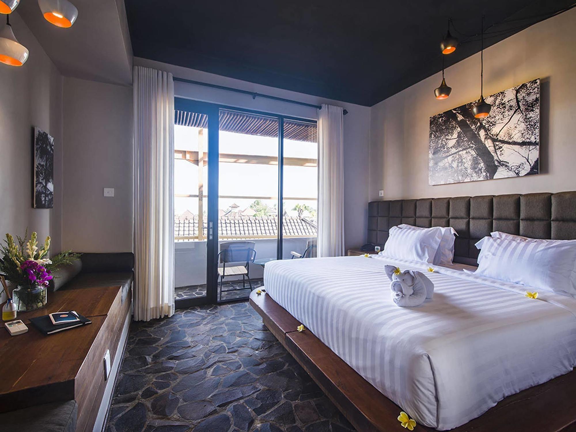 The Shift Hotel Убуд Екстериор снимка